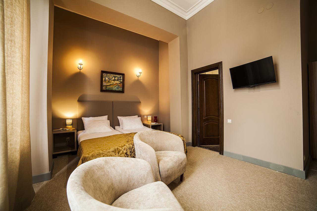 Boutique Hotel Amra Sukhumi Eksteriør bilde
