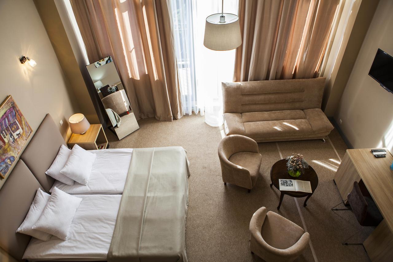 Boutique Hotel Amra Sukhumi Eksteriør bilde