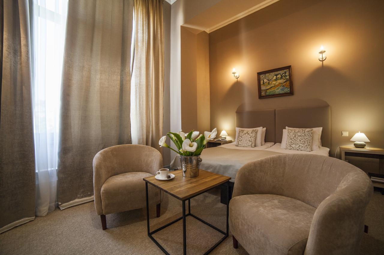 Boutique Hotel Amra Sukhumi Eksteriør bilde