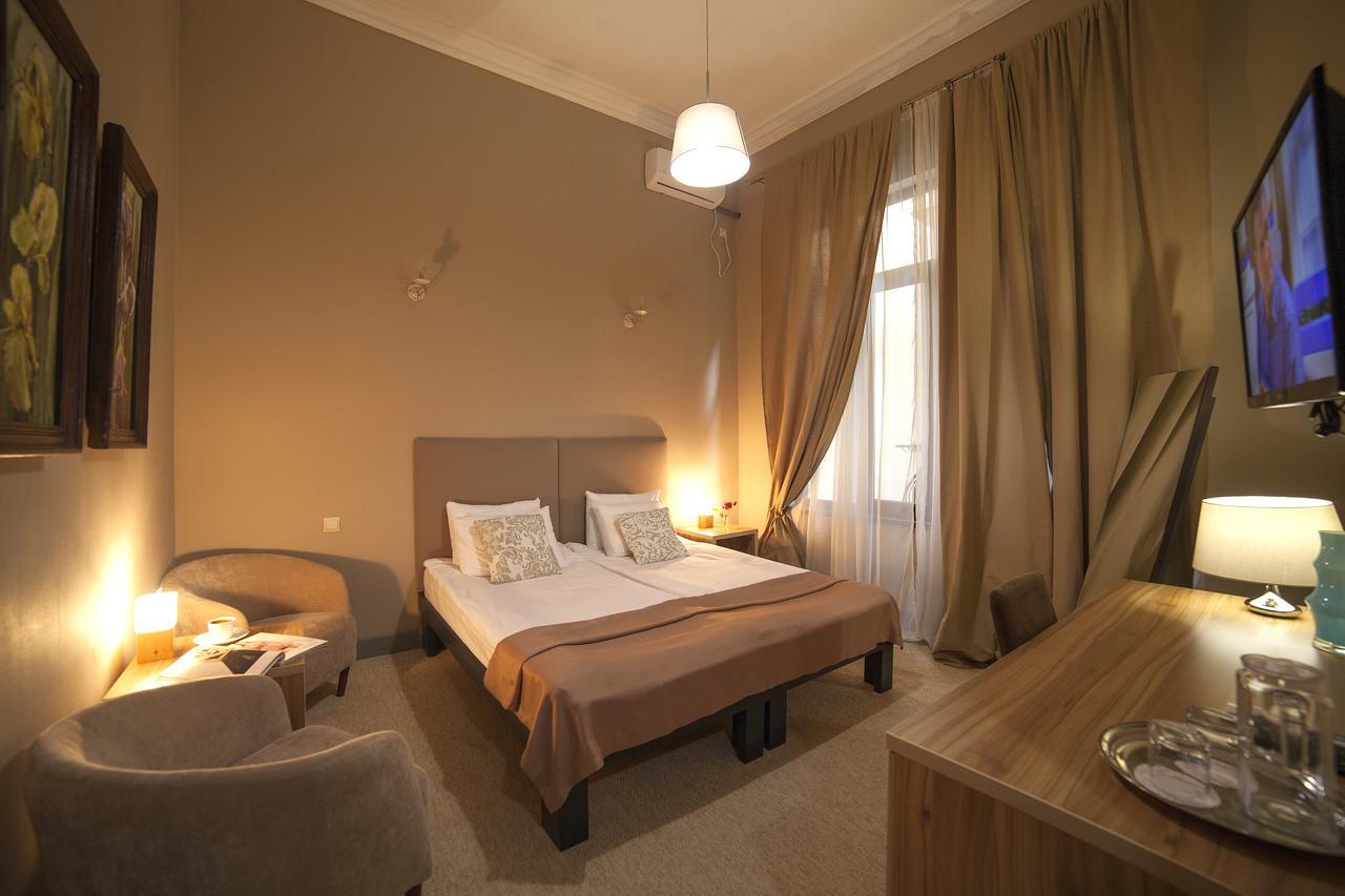 Boutique Hotel Amra Sukhumi Eksteriør bilde