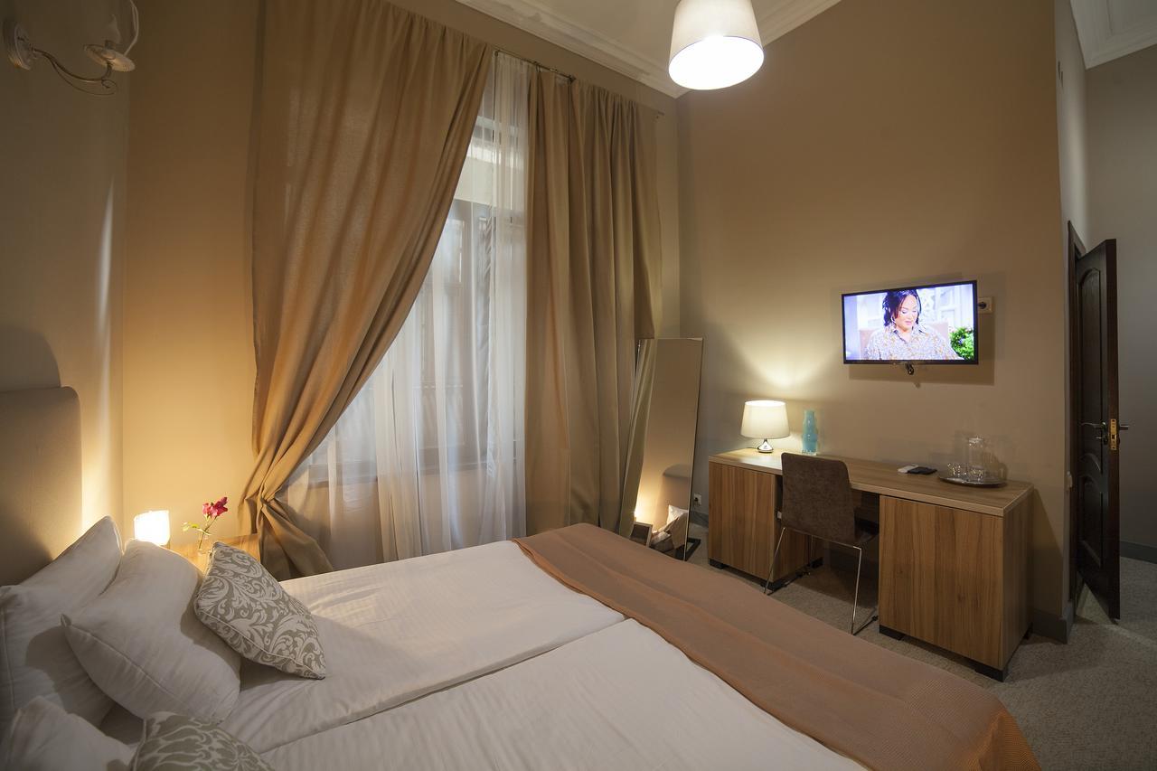 Boutique Hotel Amra Sukhumi Eksteriør bilde